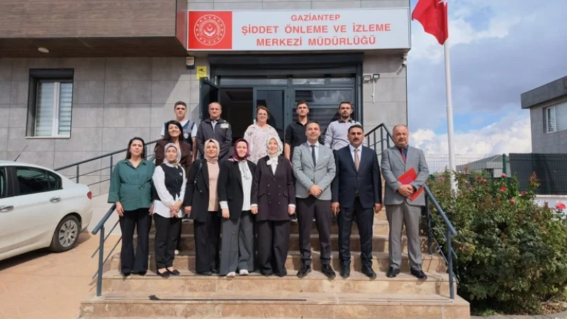 Bakan Yardımcısı Leman Yenigün, Gaziantep ŞÖNİM'de İncelemelerde Bulundu