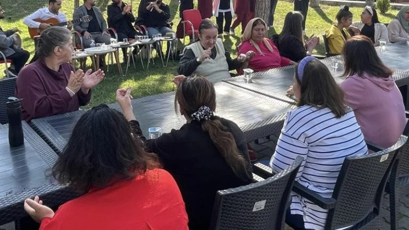 Batman'da Engelsiz Yaşam Merkezi'nde 'Yaz'a Veda, Güz'e Merhaba' Etkinliği