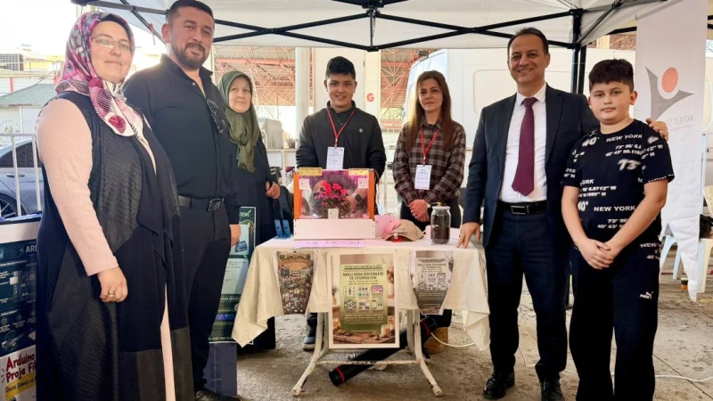 Burdur'da 'Bilimin İzinde' Tarım ve Gıda Şenliği Düzenlendi