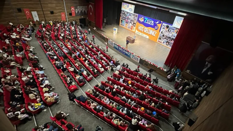 Çayırova'da Kitap Günleri Sertaç Güngör Söyleşisiyle Sona Erdi