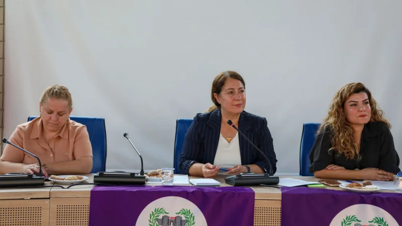 Diyarbakır'da Yenişehir Belediyesi Kadın Meclisi 25 Kasım Hazırlıklarını Sürdürüyor