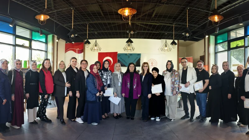 Düzce'de Geleneksel El Sanatları Sergisi Ziyaretçilerle Buluştu