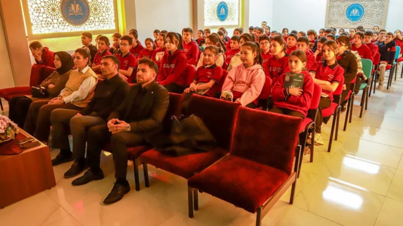 Erzincan'da Öğrencilere Sıfır Atık ve Çevre Bilinci Eğitimi Verildi