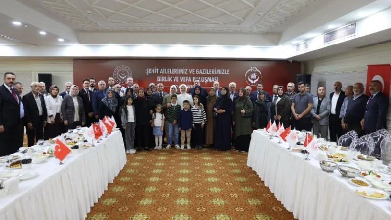 Gaziantep'te Şehit Aileleri ve Gaziler İçin Vefa Buluşması