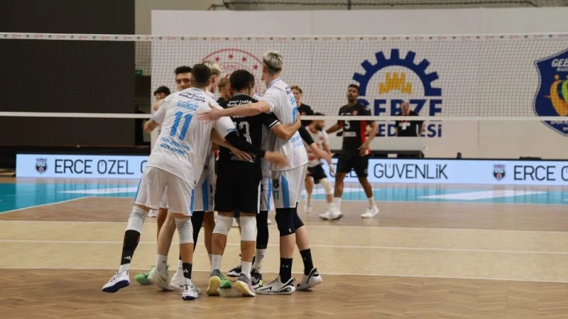 Gebze Belediyespor Efeler Ligi'ndeki İlk İç Saha Maçından Galibiyetle Ayrıldı