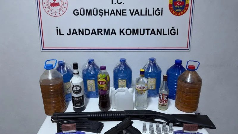 Gümüşhane'de Jandarmadan Kaçak Alkol ve Silah Operasyonu