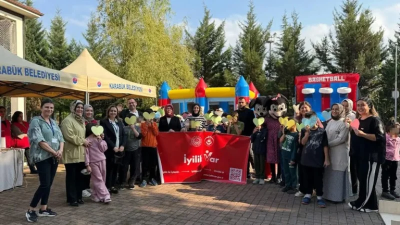 Karabük'te 'İyilik Var' Programı Kapsamında Çocuk Şenliği Düzenlendi