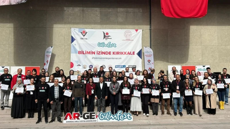 Kırıkkale'de 'Bilimin İzinde' projesi gençleri bilimle buluşturdu