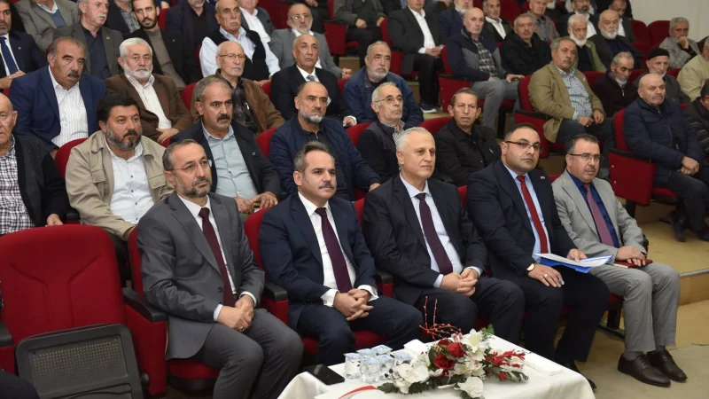 Mamak'ta Cami Derneklerine Yönelik Rehberlik ve Bilgilendirme Eğitimi Düzenlendi