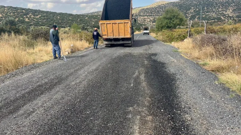 Mardin Savur'da Tokluca Mahallesi'nin Yolları Onarıldı