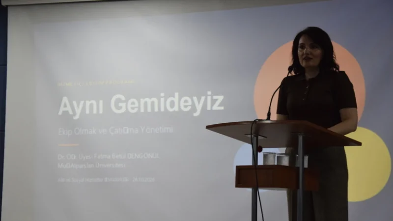 Muş Aile ve Sosyal Hizmetler İl Müdürlüğü'nde 'Ekip Olma ve Çatışma Yönetimi' Eğitimi
