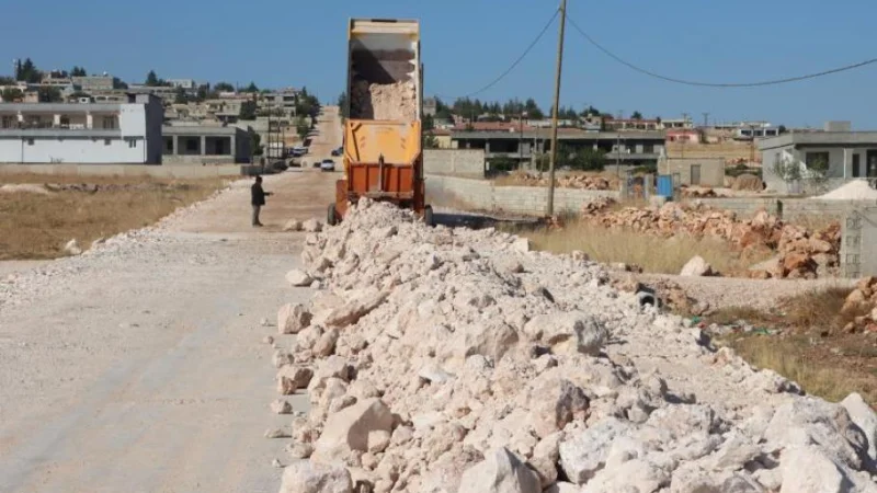 Şanlıurfa'da Dört İlçeyi Birleştiren 27 Kilometrelik Yolda Asfalt Çalışmaları Sürüyor