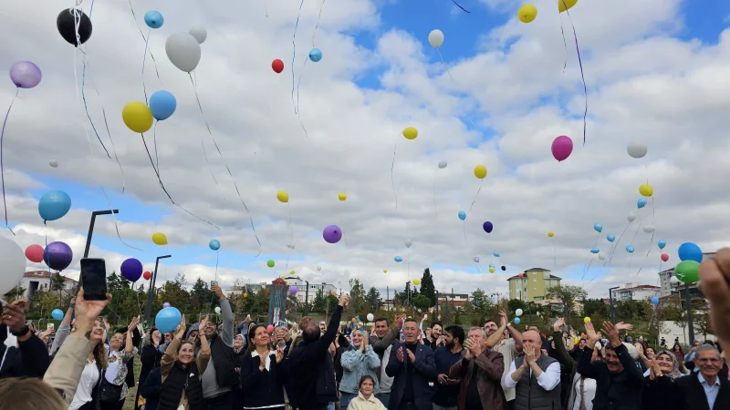 Silivri’de SMA Hastası Çınar Kaya İçin Umut Balonları Gökyüzüne Bırakıldı