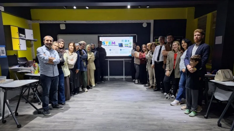 Yalova'da Öğretmenlere Yönelik STEM Eğitimi Tamamlandı