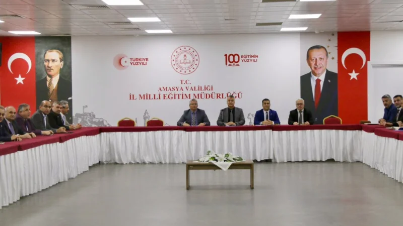Amasya'da Eğitim Politikaları ve Yeni Projeler Masaya Yatırıldı