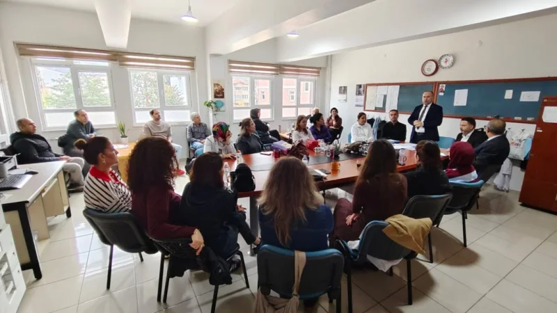Amasya'da Türkiye Yüzyılı Maarif Modeli İçin İzleme ve Değerlendirme Süreci Sürüyor