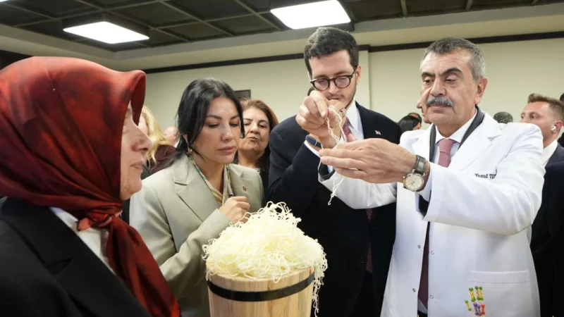 Ardahan'ın Coğrafi İşaretli Tel Peyniri Erzurum'daki Açılışta Tanıtıldı