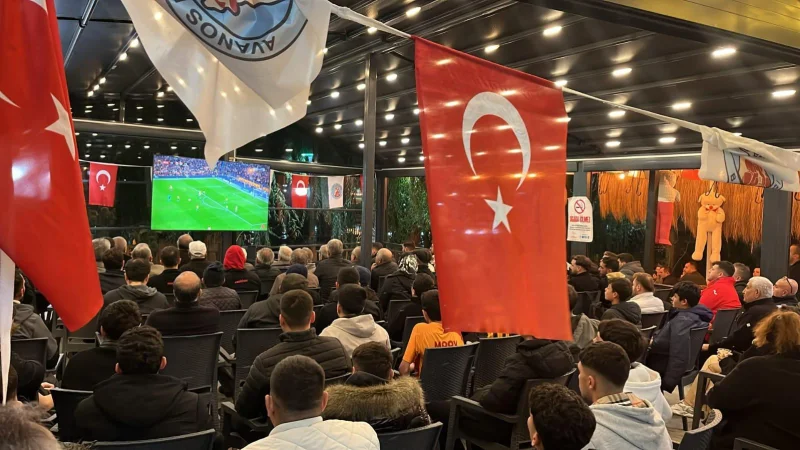Avanos'ta Derbi Heyecanı Sosyal Tesislerde Dev Ekranda Yaşandı