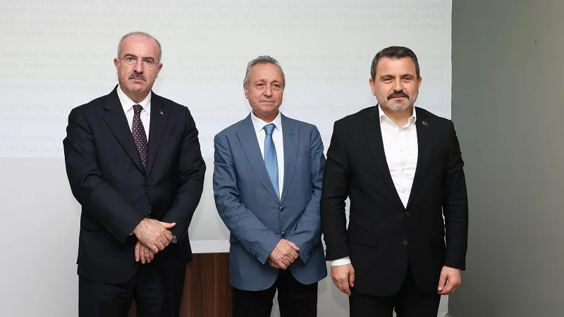 Çimpe ve Akbaş Kaleleri'nin Tarihi Konumları Araştırma Merkezinde Ele Alındı