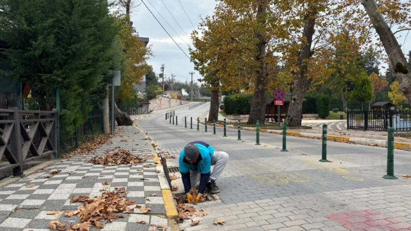 Dursunbey'de Olumsuz Hava Şartlarına Karşı Mazgal Temizliği Çalışması