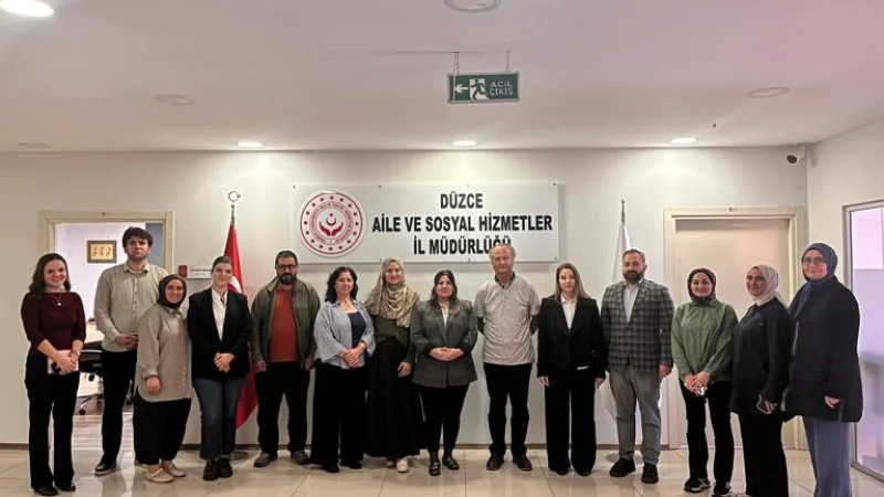Düzce'de AEP Eğiticilerine 'Gelişimsel Yaklaşım ve Aile Yaşam Döngüsü' Eğitimi