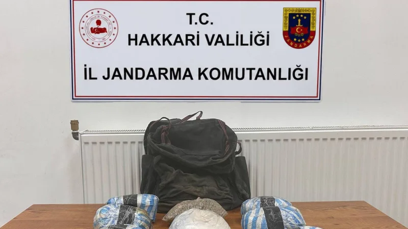 Hakkari'de Jandarmadan Uyuşturucu Operasyonu: Kilolarca Eroin Ele Geçirildi