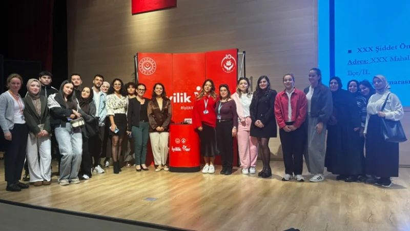 İstanbul'da Gençlere 'Güvenli İlişkiler' ve 'İyilik' Eğitimi