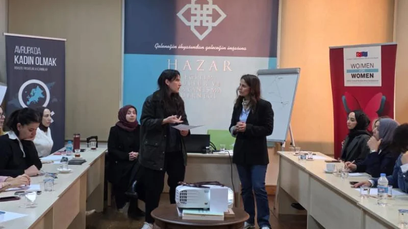 İstanbul'da Sosyal Hizmet Personeline 'Travma Odaklı Süpervizyon' Eğitimi