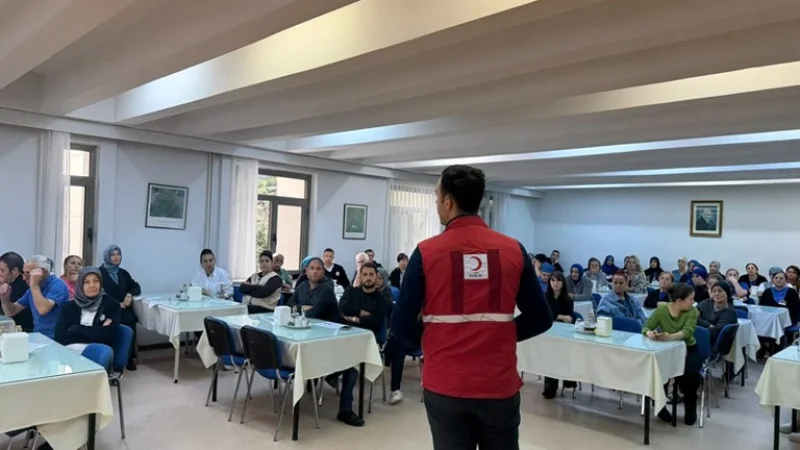 İstanbul'daki Huzurevi Sakinleri İçin Sosyal Etkinlikler Düzenlendi