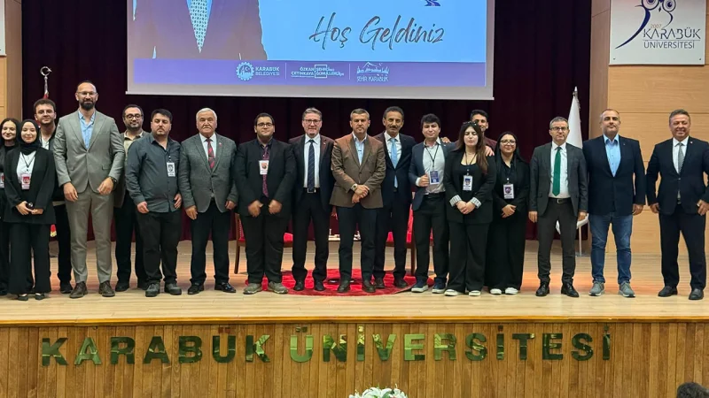 Karabük'te Kariyer Günleri'nde Gençlerle Buluşma