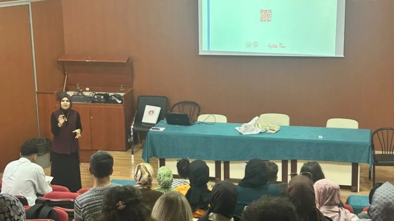 Kilis 7 Aralık Üniversitesi'nde 'Güvenli ve Saygılı İlişkiler' Eğitimi