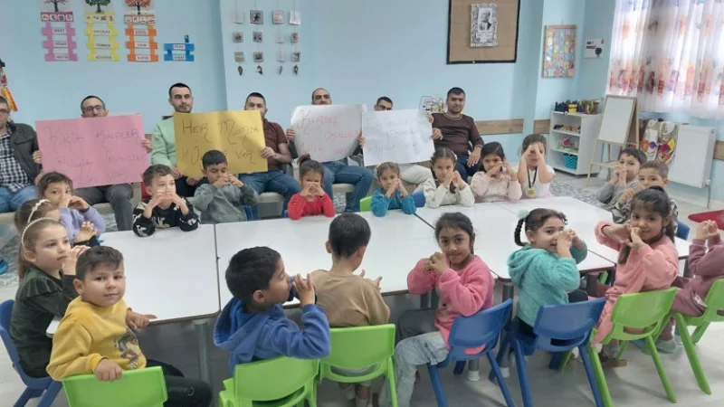 Kilis'te 'İyilik Var' Etkinliği ile Çocuklara Doğum Günü Sürprizi