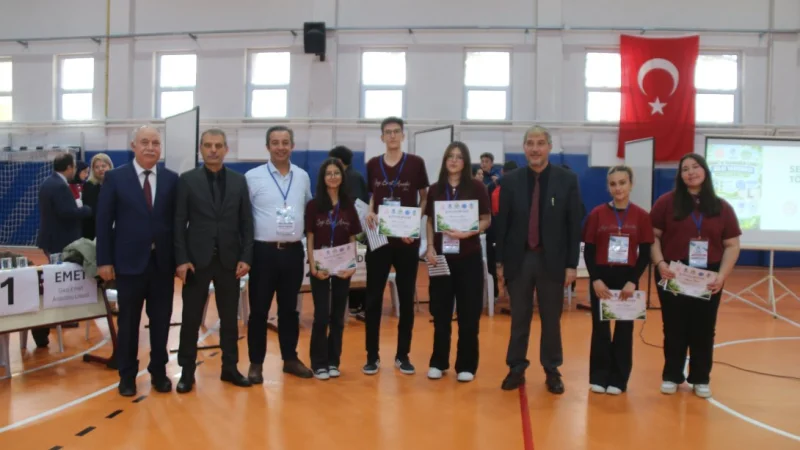 Kütahya'da 'Tabiat ve Yaşanabilir Çevre' Bilgi Yarışması'nın İl Finali Yapıldı