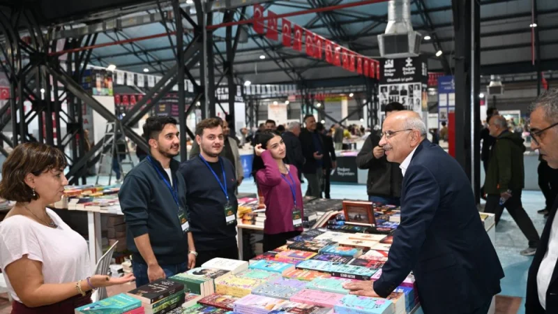 Malatya'da 12. Kitap Fuarı Kapılarını Açtı: Başkan Er'den 'Yeniden Ayağa Kalkış' Vurgusu