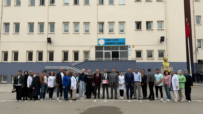 Ondokuzmayıs Kaymakamı Haluk Şimşek'ten Cumhuriyet İlköğretim Okulu'na Ziyaret