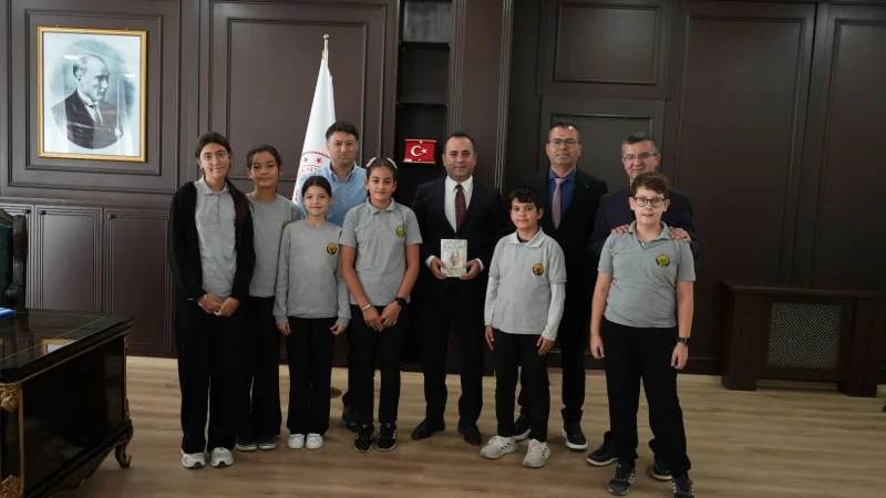 Osmaniye Bahçe'de Öğrencilerden Yapay Zekâ Destekli Masal Kitabı