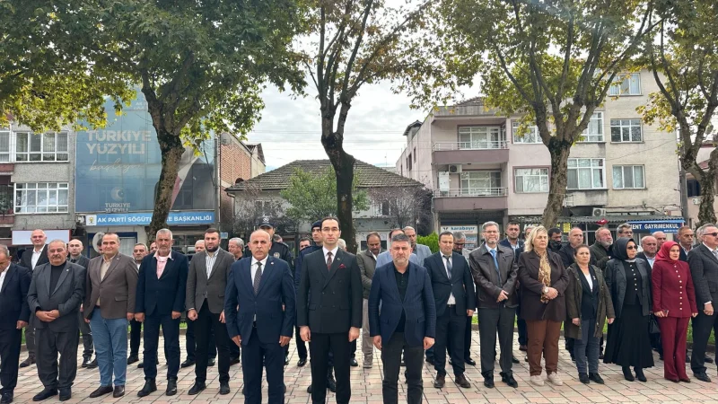 Söğütlü'de 19 Ekim Muhtarlar Günü Törenle Kutlandı