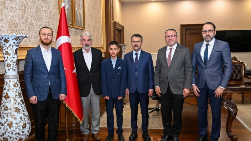 Türkiye Hafızlık Yarışması Birincisi Abdullah Türkben'den Vali Aktaş'a Ziyaret