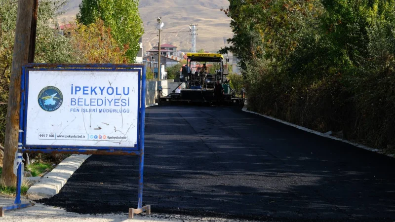 Van İpekyolu'nda Abalar Sokak Asfaltlanarak Yenilendi