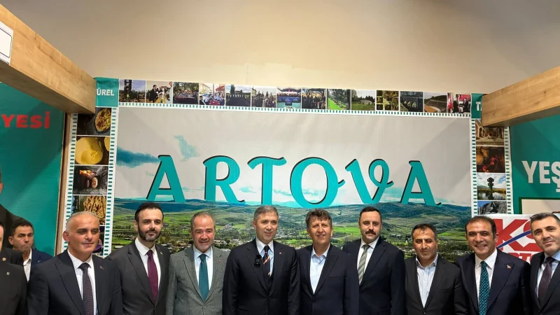 Artova Kaymakamı Ömer Karadağ İstanbul Tokat Günleri'ne Katıldı