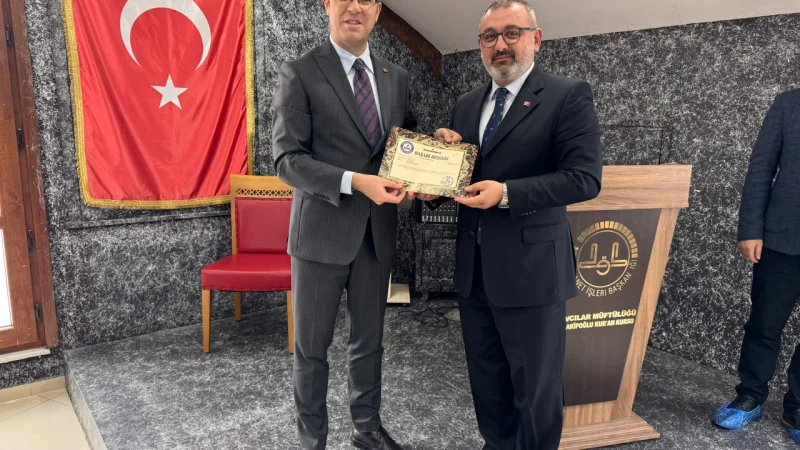 Avcılar'da Din Görevlileri Haftası Nedeniyle Yemek Programı Düzenlendi