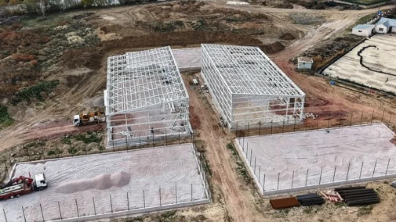 Bayburt'a Yeni Spor Kompleksi: Tenis Kortları ve Futbol Sahası İnşa Ediliyor