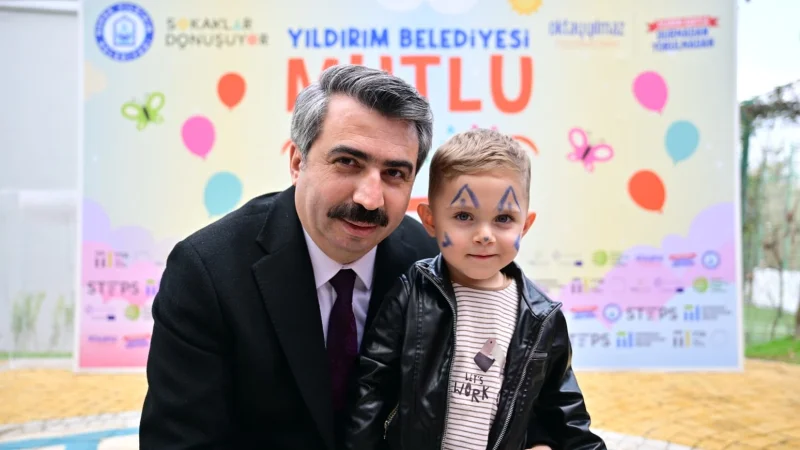 Bursa'da Çocuklar İçin 'Güvenli Oyun Sokağı' Hizmete Açıldı