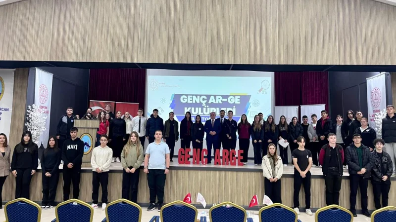 Edirne'de Genç AR-GE Kulüpleri Faaliyetlerine Başladı