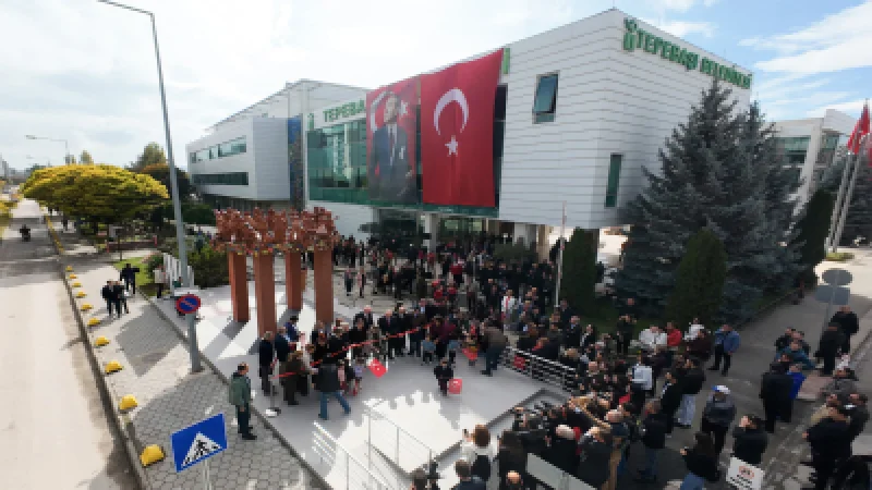 Eskişehir'de Atatürk Temalı Kolektif Anıt Cumhuriyet Arifesinde Açıldı