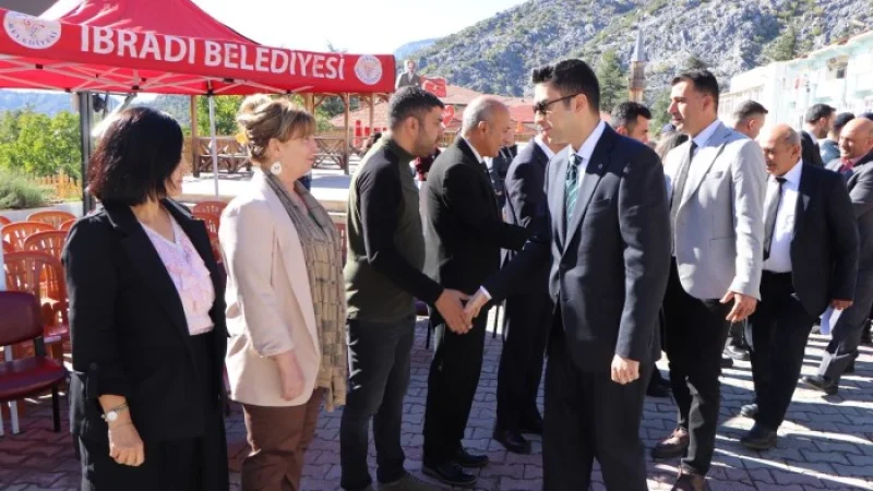 İbradı'da 19 Ekim Muhtarlar Günü Dolayısıyla Kutlama Programı Düzenlendi
