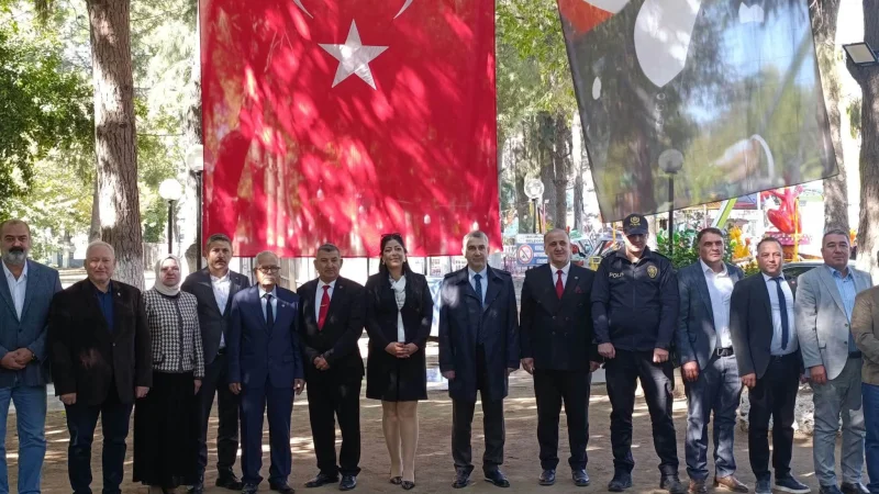 İncirliova'da 19 Ekim Muhtarlar Günü Kahvaltı Programıyla Kutlandı