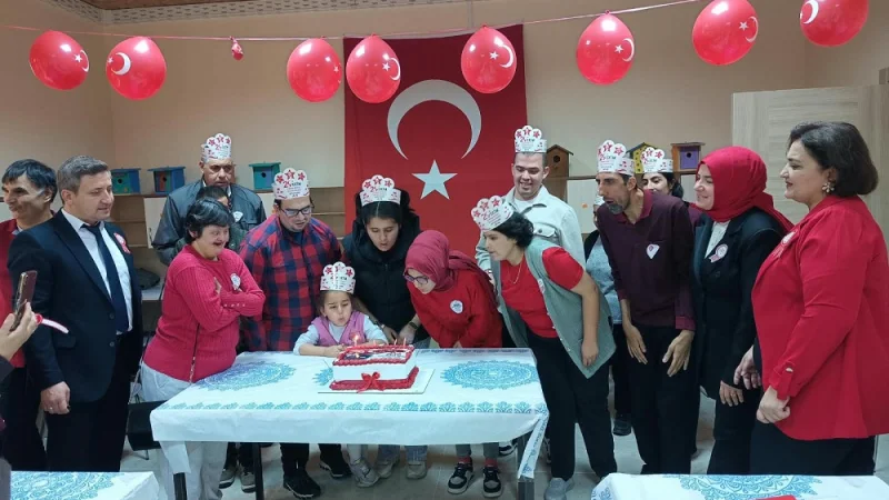 İskilip'te Özel Gereksinimli Bireyler İçin Cumhuriyet Bayramı Etkinliği Düzenlendi