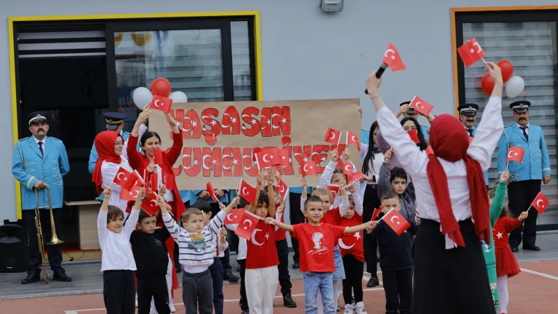 Kayseri'de Çocuk Kütüphanesinde 29 Ekim Cumhuriyet Bayramı Coşkusu