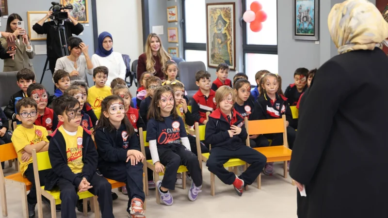 Keçiören'de Çocuklar Cumhuriyet Bayramı'nı Renkli Etkinliklerle Kutladı
